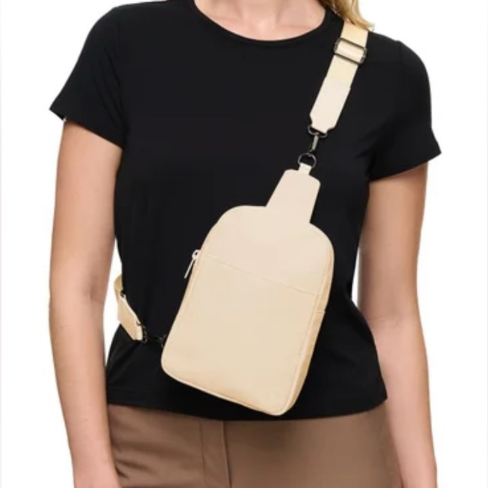 Lolé Unisex Sling Bag in cream color